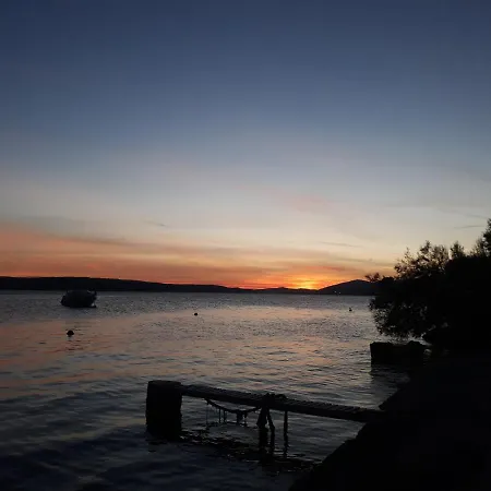 Studio Apartman Marina * Kastela