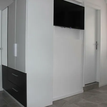 Studio Apartman Marina