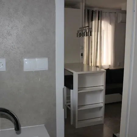 Daire Studio Apartman Marina *