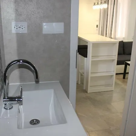 Daire Studio Apartman Marina Kastela